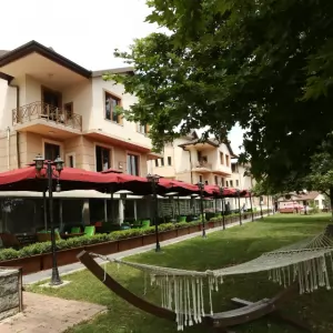 İstanbul Polonezköy Bölgesinde Ustalar