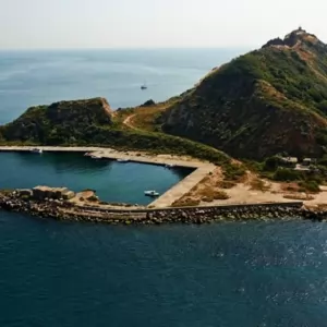 İstanbul Sivriada Bölgesinde Ustalar